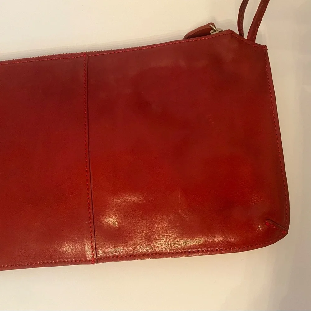 VINTAGE MONSAC ORIGINAL BAG SHOULDER SHINY RED LEATHER 2 STRAP ZIP TOP ENVELOPE